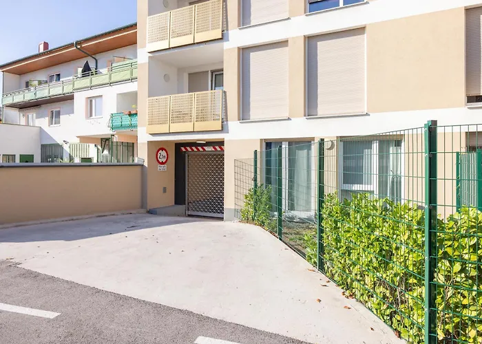 Deluxe With Garden! Free Garage Parking Included! Near Scs & Industry Center Noe Wiener Neudorf