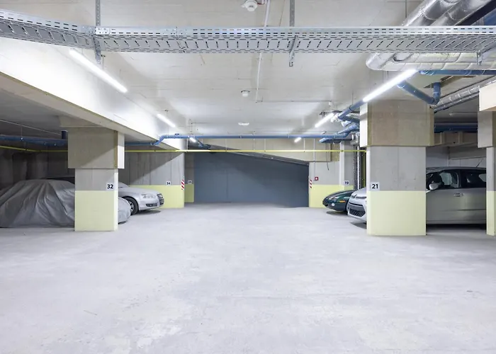 Deluxe With Garden! Free Garage Parking Included! Near Scs & Industry Center Noe Wiener Neudorf